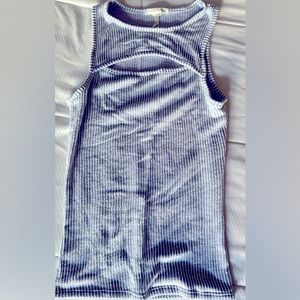 Sleeveless pinstriped, peep hole, sleeveless top blue/white Medium